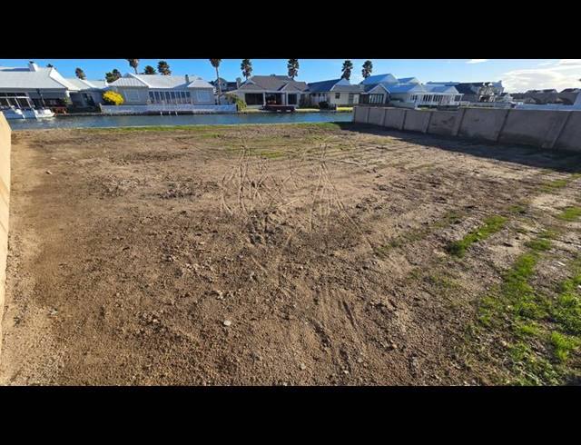LAND FOR SALE IN MARINA MARTINIQUE
